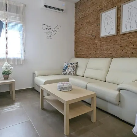 Casa Con Piscina Y Jardin Alma * Lobon