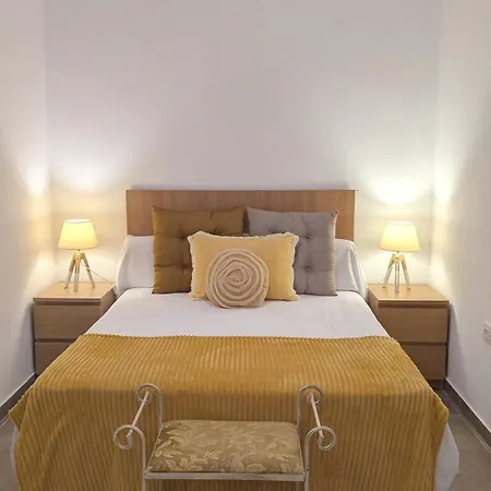 Casa Con Piscina Y Jardin Alma Holiday home Lobon