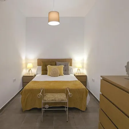 Casa Con Piscina Y Jardin Alma Holiday home