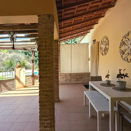 Casa Con Piscina Y Jardin Alma * Lobon