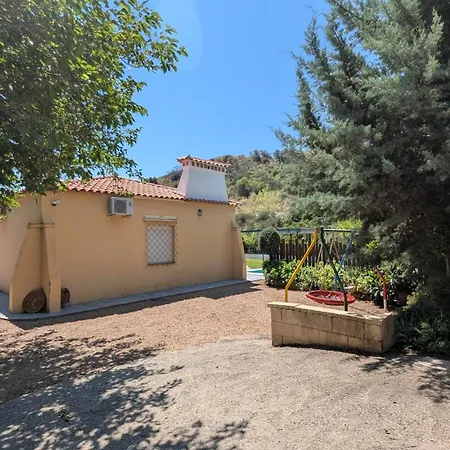 Casa Con Piscina Y Jardin Alma Dom wakacyjny Lobon